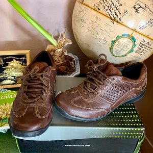 Clarks Wave Portage Chocolate Brown Leather Hiking Sneakers NWB